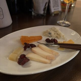 ネコノヒタイ_1