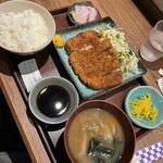 すみれ料理店 - 