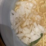 箕面商店 - 玉ねぎ入れればさらに新食感を味わえます。