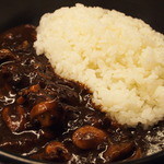 湘南カレー - 牛すじ煮込み黒カレー　\1,120