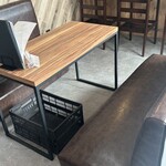 Cafe&Bar Weal'S - 内観（テーブル）