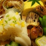 味 ふくしま - 4000円コース  メインの弁当  カマスの幽庵焼き・出し巻き・生麩・トウモロコシご飯等
      