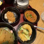 24/7 cafe apartment - 