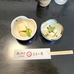 ままの屋 - 小鉢が2品　お得ですね