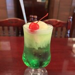 ペガサス - クリームソーダ 950円