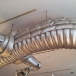 シェンロン トーキョー - 龍を後ろから