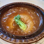 中国飯店 麗穂 - 上海風　ふかひれの姿土鍋煮込み
