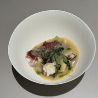 ラ ペ - さかな人　長谷川さんの低利用魚の白ワイン蒸し　ブールブランソース