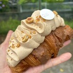 CALVA - クロワッサンノワゼット