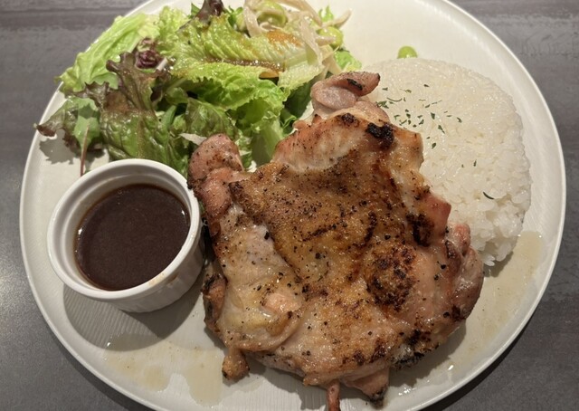 肉の溶岩グリル&横浜地野菜 H.B's nest （エイチビーズネスト）のご