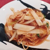 翠陽 - 五目あんかけ焼きそば(ハーフ)。ハーフで1〜2人前ってメニューに書いてあったけど、まぁ、普通のハーフサイズかな。普通に食べたい人はフルサイズをお勧めします