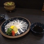 彩旬 - ナントカ鯛（汗）の薄造り。ポン酢でいただきます。