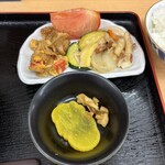 おかだうどん - 定食のオカズ♪