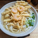 釜揚げ屋 - 出汁旨っっっ!!じゃがいもとエビのかき揚げうどん並