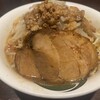 ラーメン 雷 東京本丸店