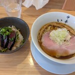 中華そば いち松 - 本日のお刺身ごはん、いち松の醤油