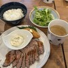 にじいろ食堂。