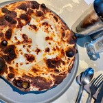 400℃ PIZZA - FNT 3500円　ミシュランのやつ