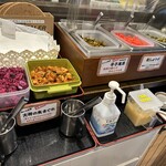本格豚骨ラーメン 恵壱 - セルフコーナー
