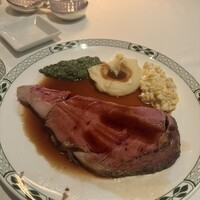 ロウリーズ・ザ・プライムリブ 恵比寿ガーデンプレイス店 - 