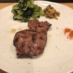 牛タンの笑や - 牛タン：カウンター