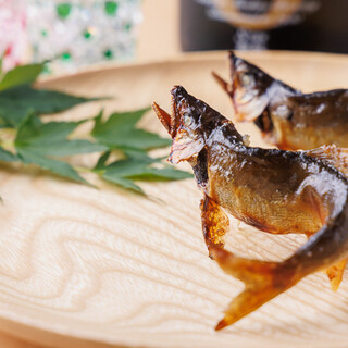 地元の旬食材を活かしたお料理を堪能できる◎アラカルトも豊富