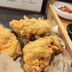 韓美軒 - 小学生 の 拳 ぐらいある チキン　