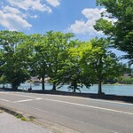 ト七 - 瀬田川沿いにあり、唐橋も見えます。食後に散歩しても、気持ちよさそう♡