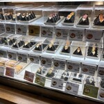 むすび寿司 - ショーケース