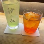 伊在 - 地物果実のサワーシャインマスカット600円とシャーリーテンプル550円