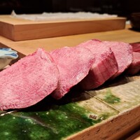 肉割烹 上 - 