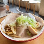 Kotteri Ramen Naritake Makuhari Ten - 叉燒拉麵加味玉配料