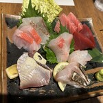 晴れのち晴れ - 7点盛り刺身