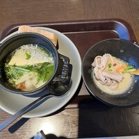 ブッフェアンドカフェ スロープサイドダイナー ザクロ - 