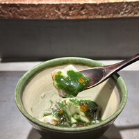 鮨 惣五郎 - 真蛸とフルーツ蕪 モロヘイヤソース