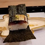 馬車道 大かわ - 鯖寿司