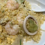 Yueji Hua Karuizawa Ten - 海鮮レタスチャーハンの具材