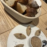 ポワン・エ・リーニュ 東京ミッドタウン八重洲店 - 