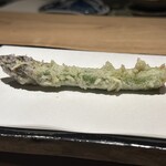 蝦夷天ぷら 鶴来 - 美瑛産のアスパラ