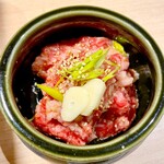 和牛ホルモンとタレ漬け焼肉 壺ほる - 