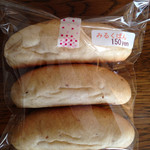 月のぱん屋 - みるくパン（150円）