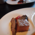 開化亭 - 豚すね肉の塩漬け、とこぶし、パプリカ、豚肉のクミン炒め