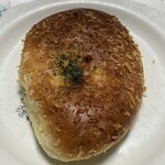 パン工房　メルヘン - カニグラのコロッケ風パン@180円＋税