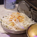  ヒョンチャンプルコギ - 食べ放題の野菜たち