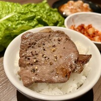 名駅de 焼肉 DOURAKU 名駅店 - 上タン塩
