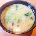 びっくりドンキー - ドンキースペシャルブレックファスト 目玉焼き ポテサラトースト（990円）