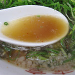 来来亭 - 京都風醤油味の鶏ガラスープ。チョット醤油辛かったので、次回は醤油少な目でリクエストしよう。