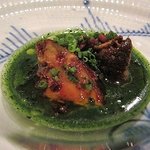 アロマフレスカ - 鴨のフォアグラのポワレ　黒キャベツとスパイスの香り