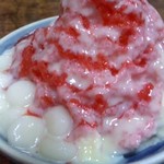 甘いっ子 - 氷いちごミルク白玉（980円）