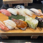 廻転とやま鮨 富山駅前店 本館 - 